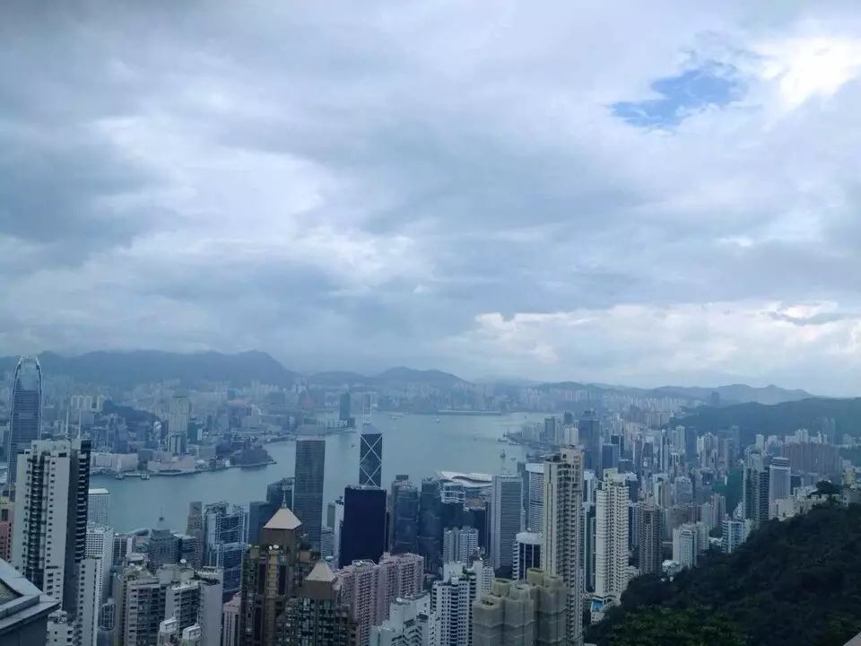 知行走天下