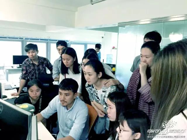 深圳知行走天下文化传播有限公司     